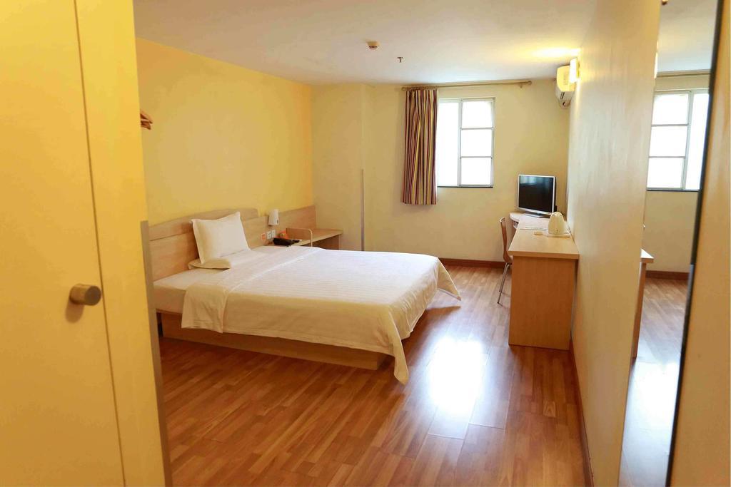 7Days Inn Chongqing Shapingba ภายนอก รูปภาพ